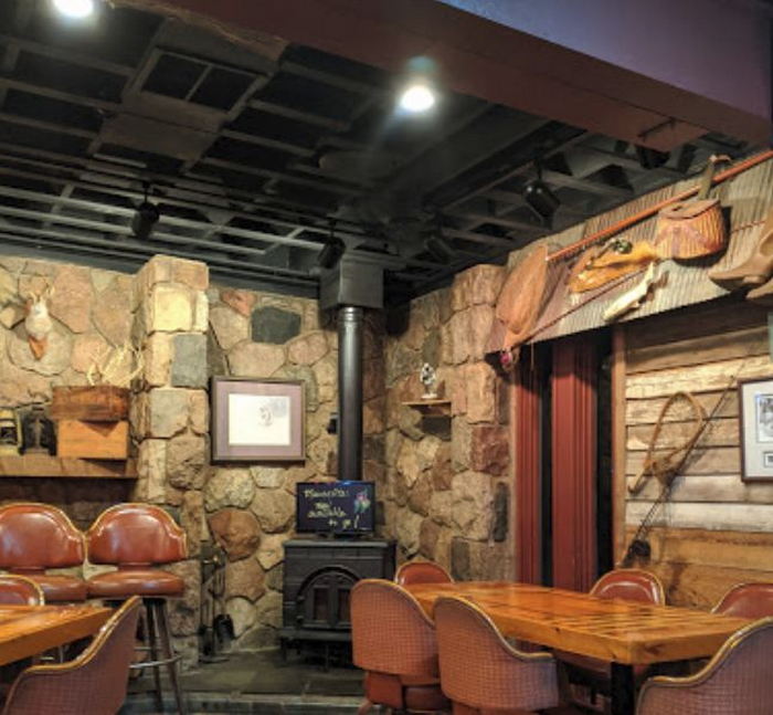 Town Crest Restaurant (La Señorita) - As La Seniorita (newer photo)